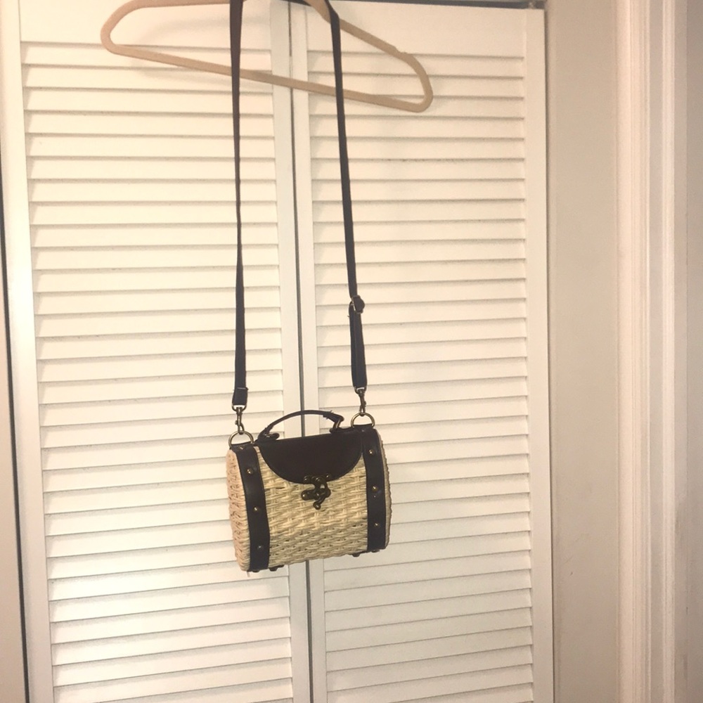 🔥Orchid Love shoulder/ Crossbody handbag🔥 - Picture 1 of 7